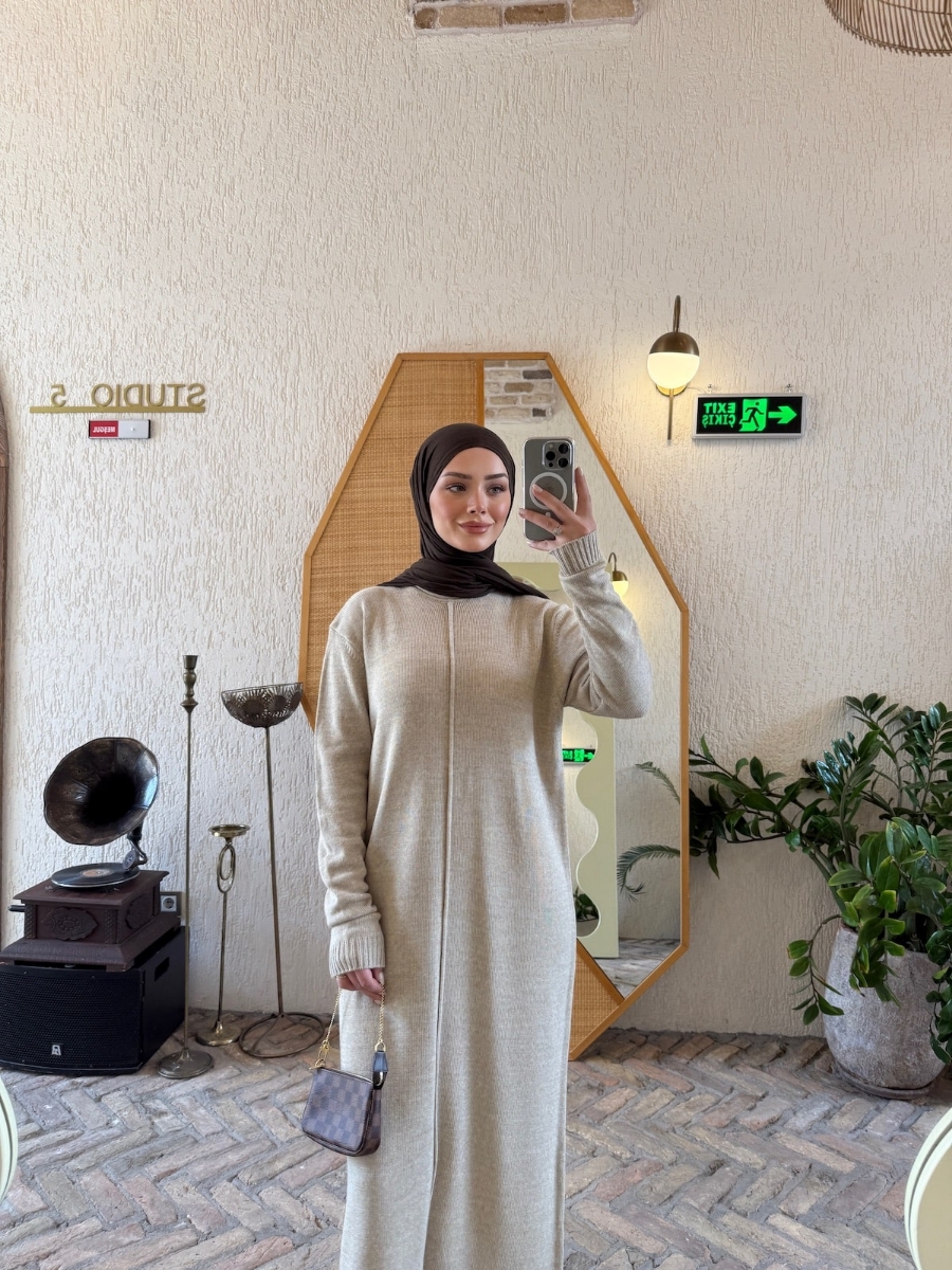 Carla Triko Tesettür Elbise - Taş