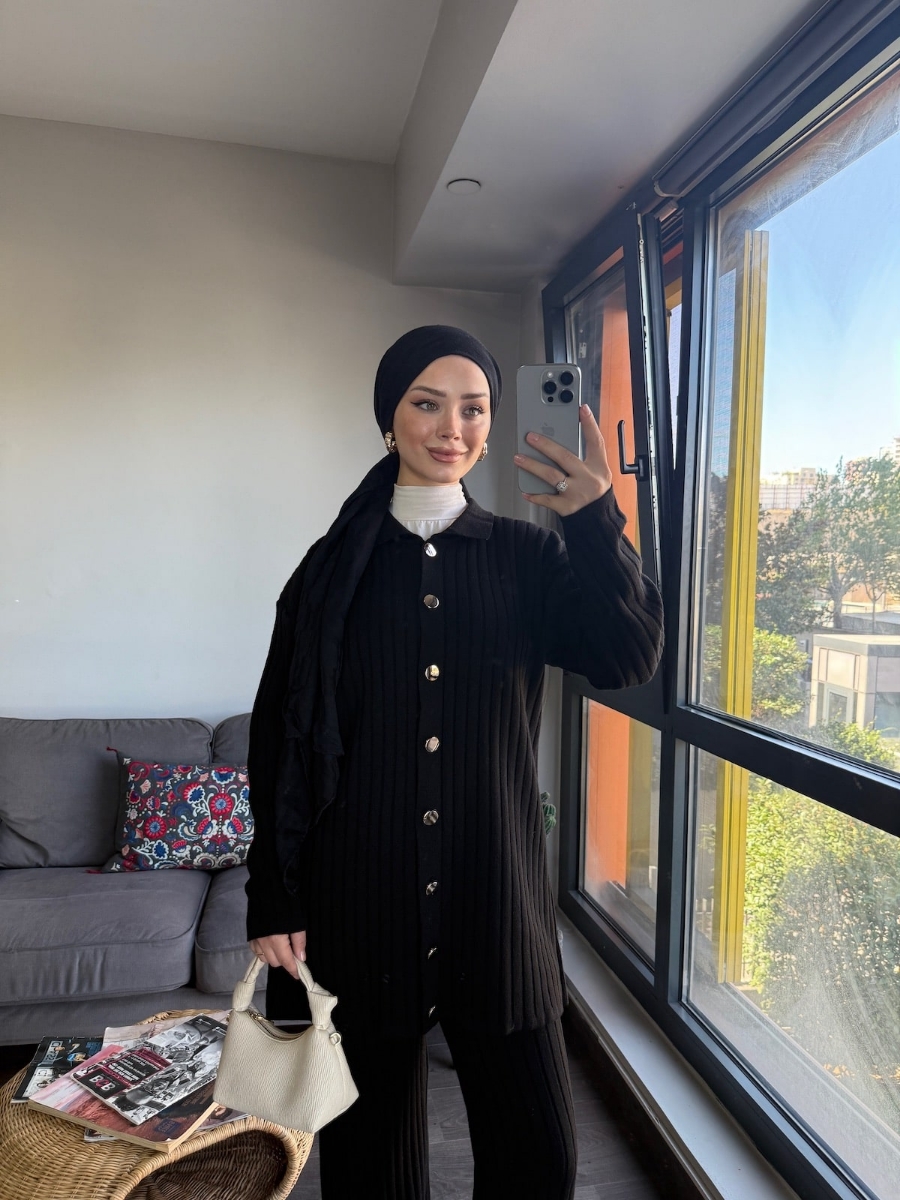 Full Düğmeli İkili Tesettür Şık Triko Takım - Siyah