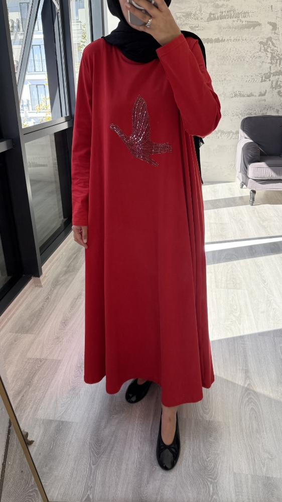 Taşlı Kuş Desenli Penye Tesettür Elbise - Kırmızı