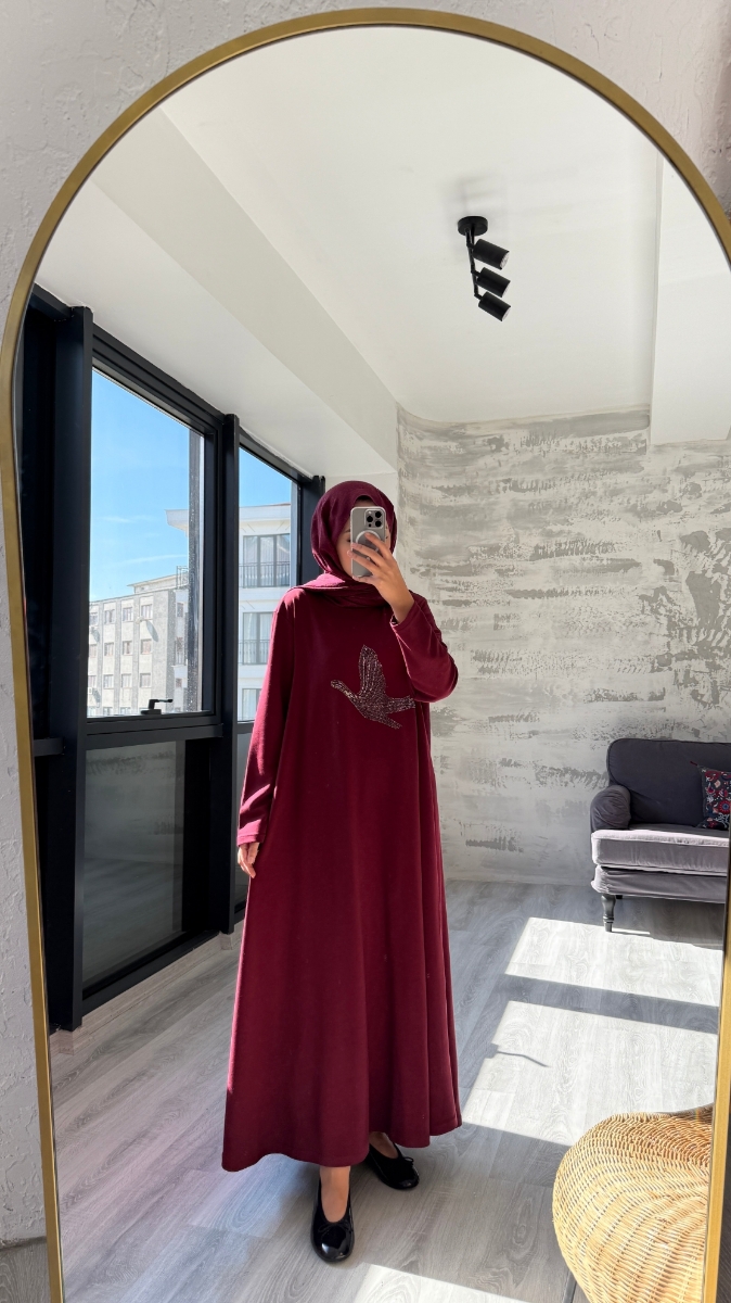 Taşlı Kuş Desenli Penye Tesettür Elbise - Bordo