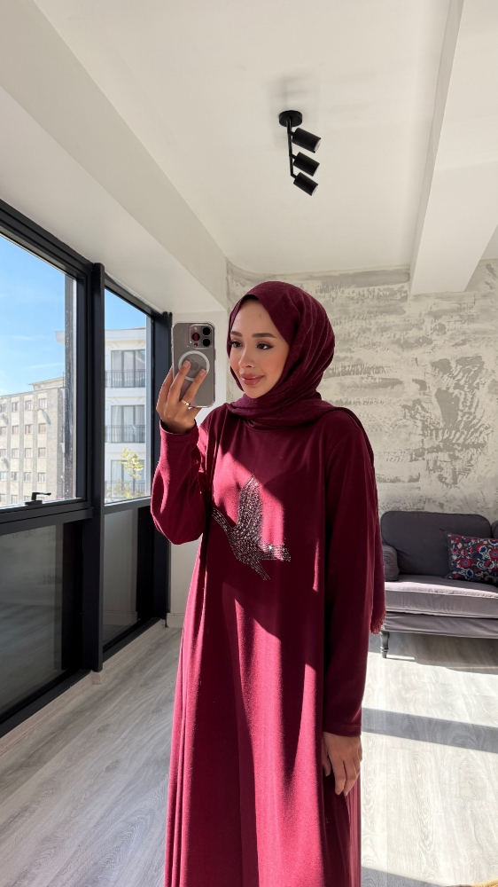 Taşlı Kuş Desenli Penye Tesettür Elbise - Bordo