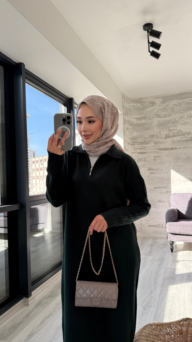 Fermuarlı Basic Triko Tesettür Elbise - Zümrüt